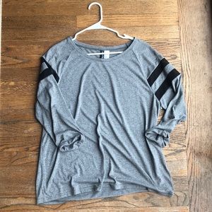 H&M 3/4 Sleeve TShirt